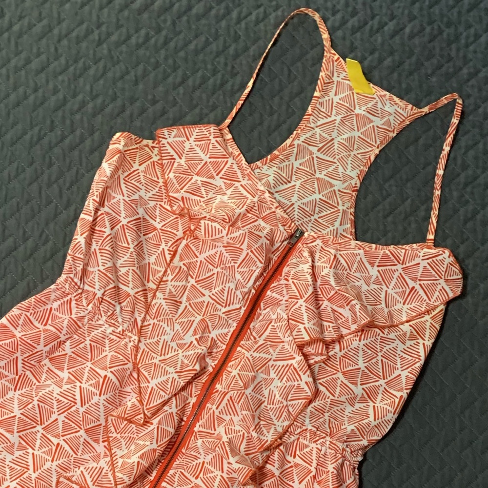 BeeStitched Racerback Dress with pockets - Picture 2 of 5